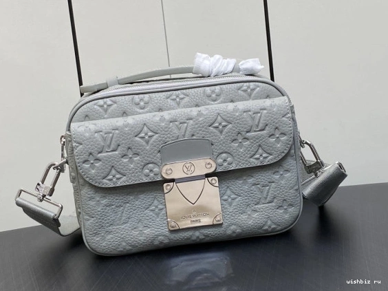 WIS LOUIS MESSENGER LOCK S VUITTON 0216